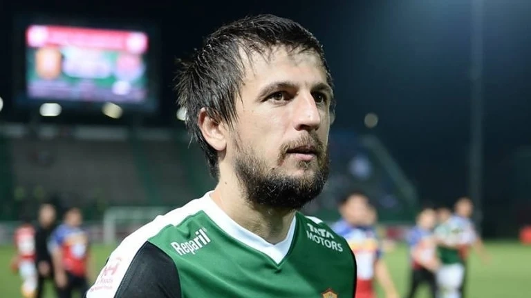  Славия задържа Дарко Тасевски