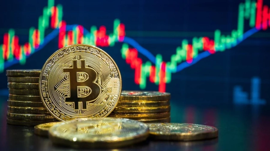 Биткойнът достигна върхове от година насам 