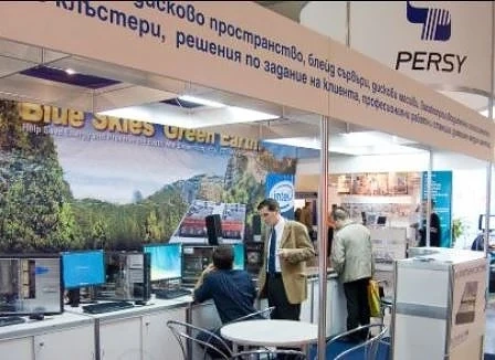 ИТ компания търси ученици за стаж през лятото