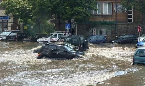 Поройни дъждове в Пловдив 