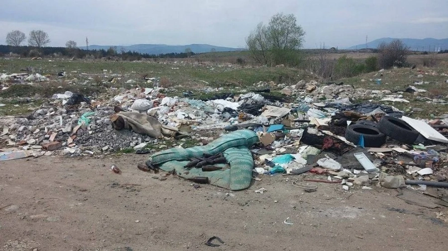 Откриха 17 незаконни сметища във Великотърновско и Габровско