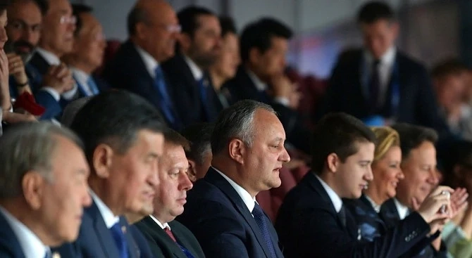 Конституционният съд на Молдова отстрани президента Игор Додон