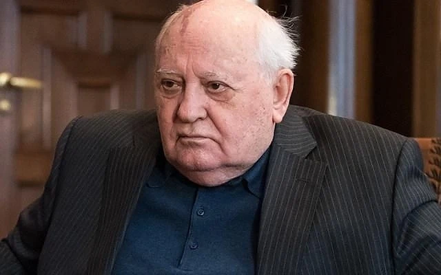 Горбачов: Още не съм гледал сериала \
