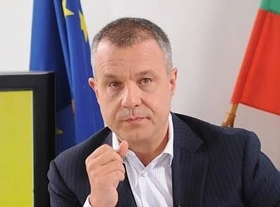 Емил Кошлуков: БНТ практически е във фалит