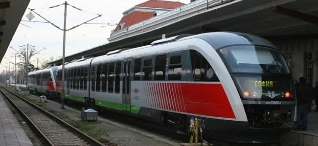 Онлайн резервация щяла да гарантира безопасността във влаковете   