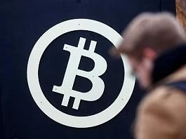 Курсът на биткойна надхвърли $9500
