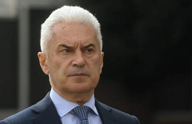 Сидеров посочи какво ще постигнат партиите, ако се лишат от субсидии 