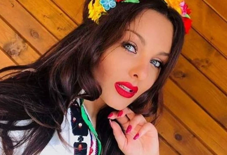 Дъщерята на Глория смая почитателите си 
