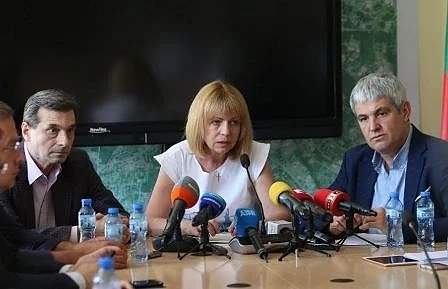 Вдигат ежегодно с 10% заплатите на служителите в градския транспорт на София