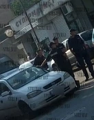Сандански осъмна под полицейска обсада