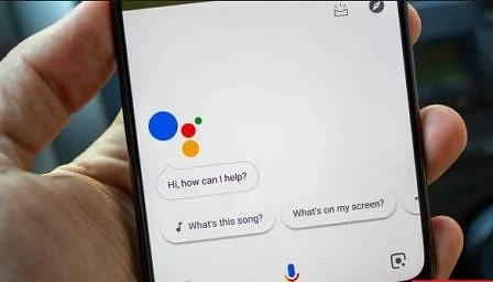 Подслушват разговори и съобщения между потребители на Google Assistant