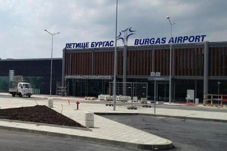 Отменени полети на Летище Бургас