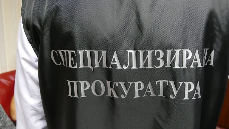 Спецпрокуратурата претърсва офиси на дружество, доставяло оборудване на Военновъздушните сили