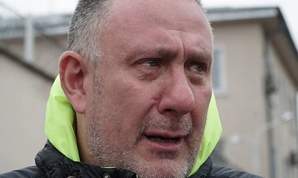 Лекарят, убил крадец в дома си, се призна за виновен