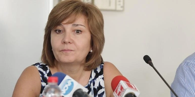 Шефката на НАП е в отпуск насред хакерската атака