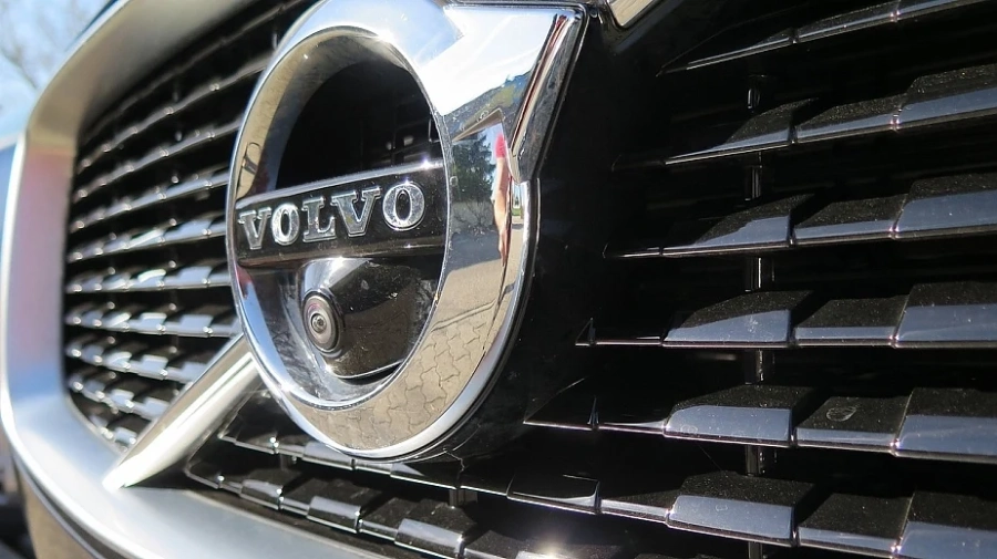 Volvo изтегля над 500 000 автомобила в света