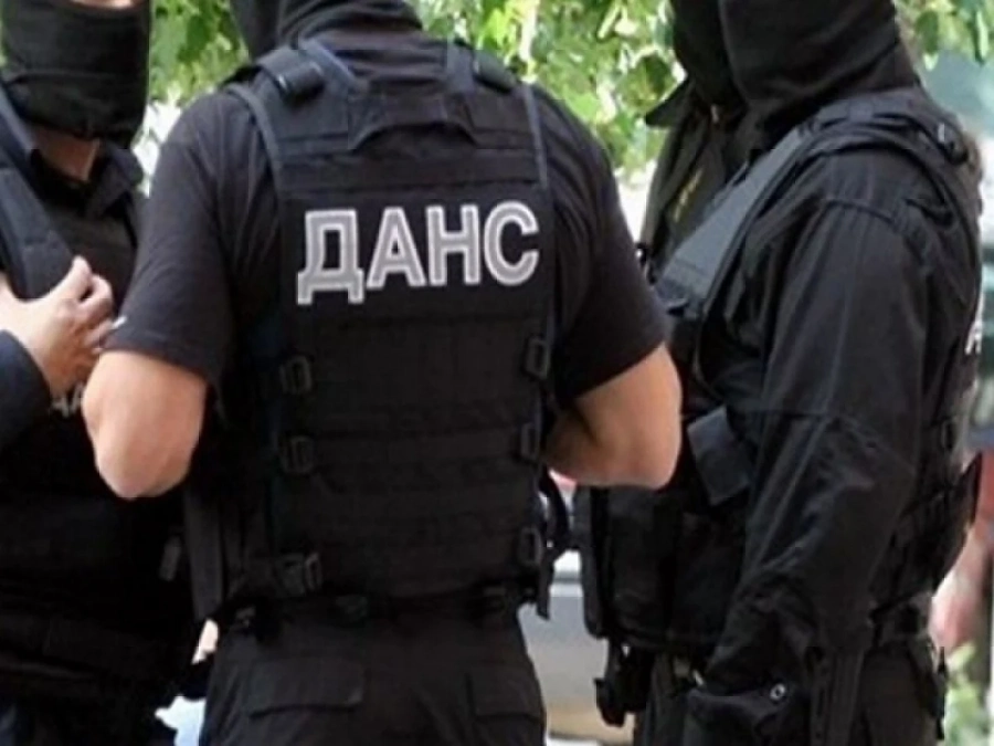 Разследват група за данъчни престъпления