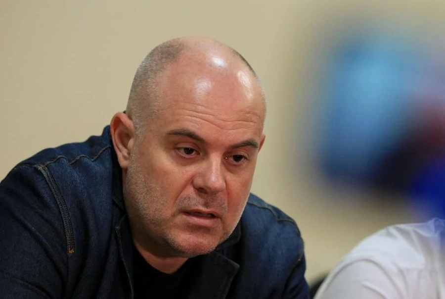 Едно наум: Издирваният за кибер тероризъм е учредител на ГЕРБ