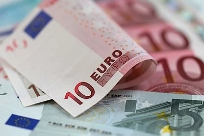 Гърция връща до 8000 евро на пенсионерите