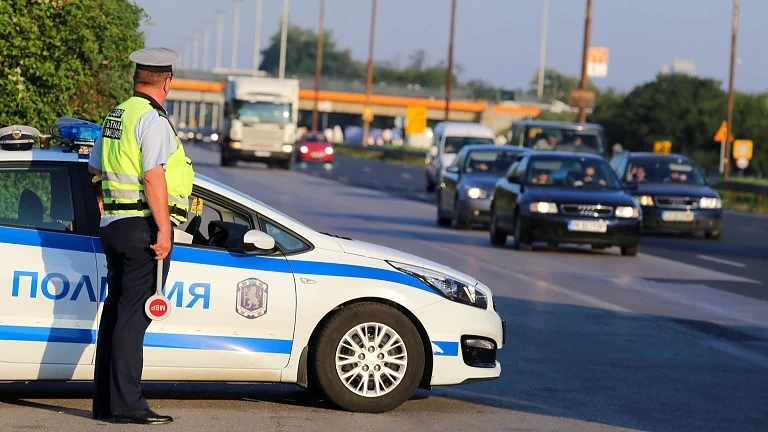 КАТ отчете над 800 000 нарушения за 6 месеца