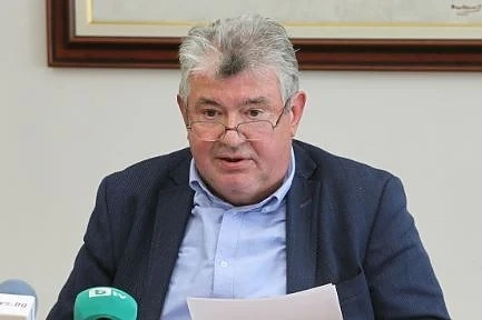 Уволненият шеф на НЕК: Махнат бях под натиск