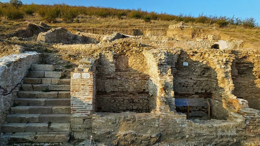 МС отпуска 100 000 лв. за разкопките на Хераклея Синтика
