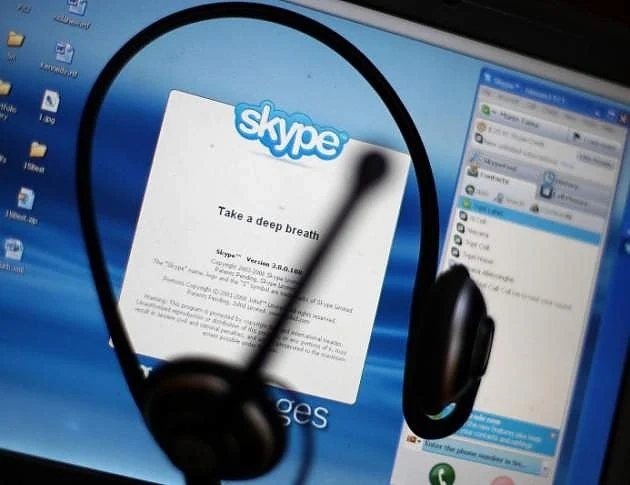 Подслушва ли Microsoft разговорите ни в Skype?