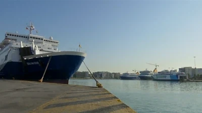 Фериботи ще правят курсове между Самотраки и Александруполис