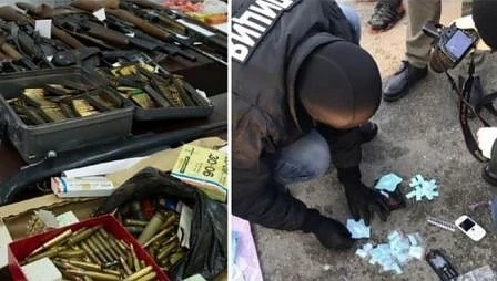 Вижте какво намериха полицаите в разбития гараж с оръжие и дрога в кв. \