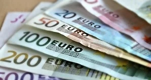 Излъгаха пенсионерка с 6000 евро за разваляне на магия