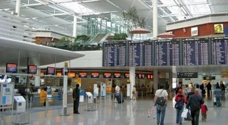 Отмениха 130 полета на летището в Мюнхен заради пробив в сигурността