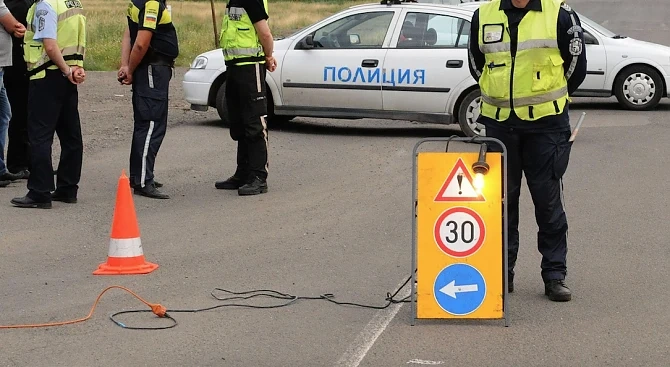 Цистерна разля над осем тона масло в София на Сточна гара