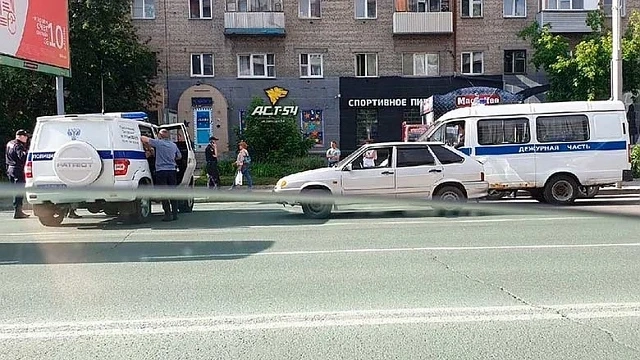 Стена от сграда се срути в Новосибирск, има загинали