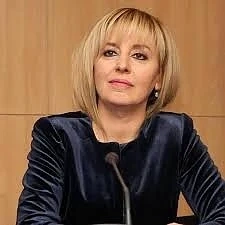 Криско влезе в комитета на Мая Манолова