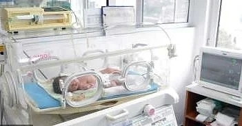 Родители искат национална програма за проследяване на недоносените бебета