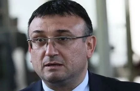 Младен Маринов: Осем лица са задържани за 24 часа по шпионския скандал