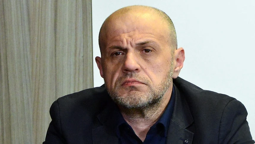 Томислав Дончев за шпионския скандал: Случват се такива неща