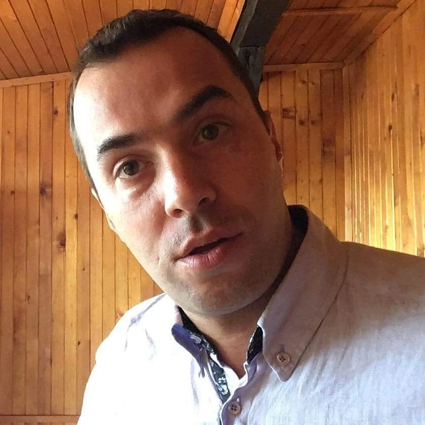 Първо в Скандал! Разследващият журналист Марин Николов напуска Нова ТВ