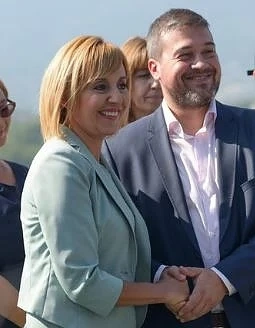 Мая Манолова и Никола Вапцаров - 30 години след промените все още иска да ни управлява червената буржоазия