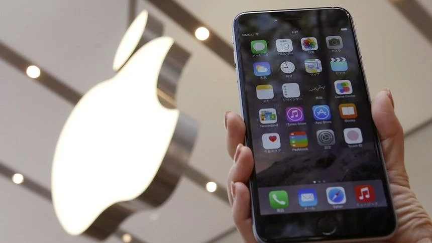 Apple започва да произвежда телефони изцяло от рециклиран материал