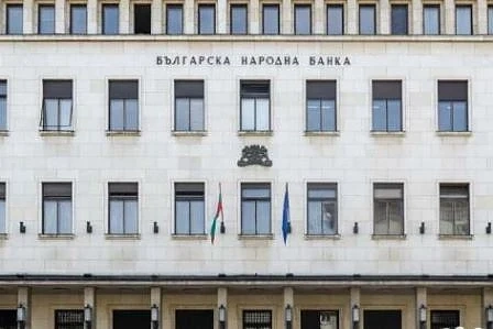 БНБ задължи банките да заменят повредени банкноти без такси 