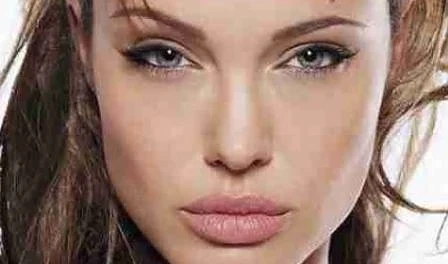 Сивите очи вече са най-секси