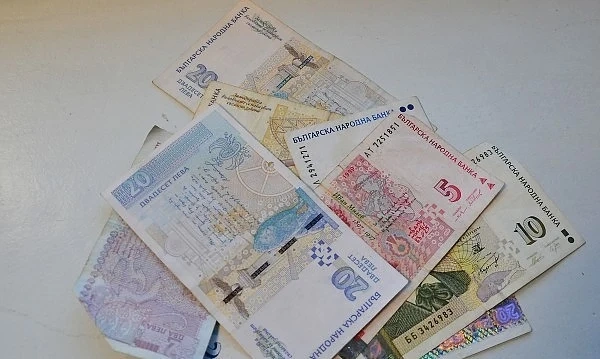 Заради бъдеща икономическа криза не взимайте бързи кредити