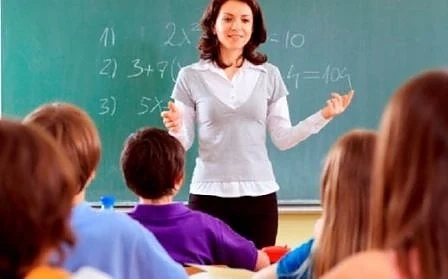 Учители и медицински сестри - най-търсените професии в България след 15 години