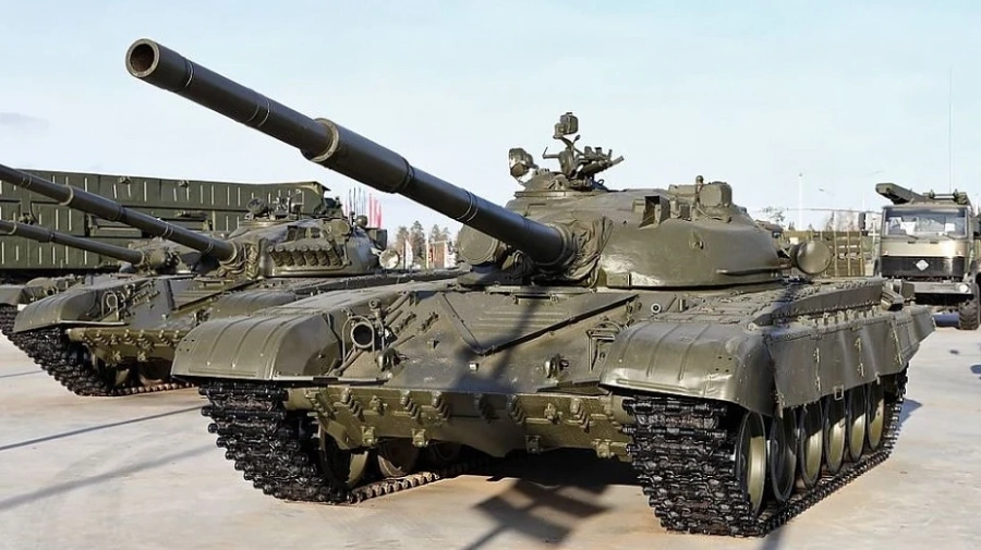 Министерството на отбраната ремонтира танкове Т-72