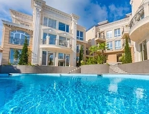 Продават евтино апартаменти и офиси на длъжници по морето