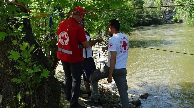 Oткриха изгубено семейство с 4 деца до водопадите край Смолян