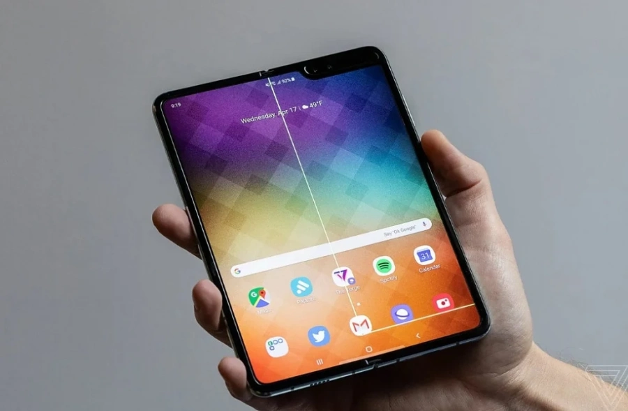 Huawei представи своя дългоочакван сгъваем 5G смартфон