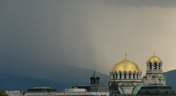 Отчетоха завишени нива на азотен диоксид във въздуха на София