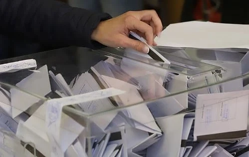 По предварителни данни: В 11 областни града има избран кмет на първи тур 